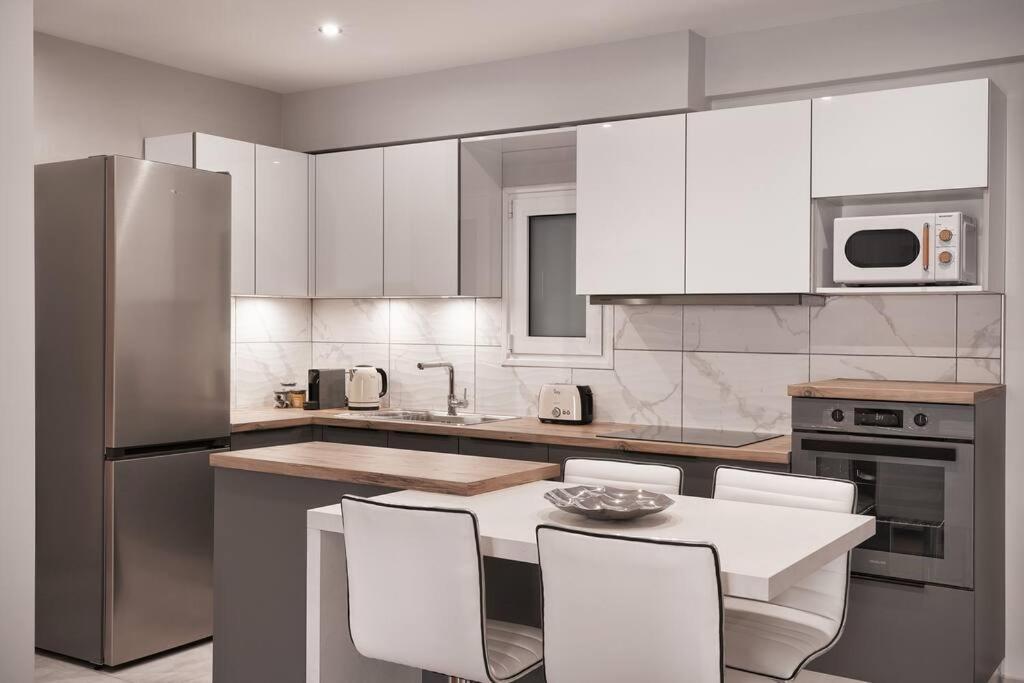 Fix 2Bd Apartment With Parthenon View 아테네 외부 사진